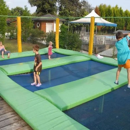 Comfortable Campsite-chalet G12 Tuscany Near Sea Viareggio